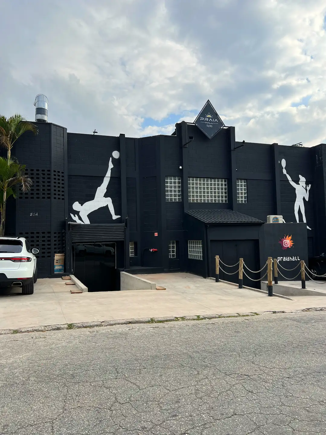 Praia Hall